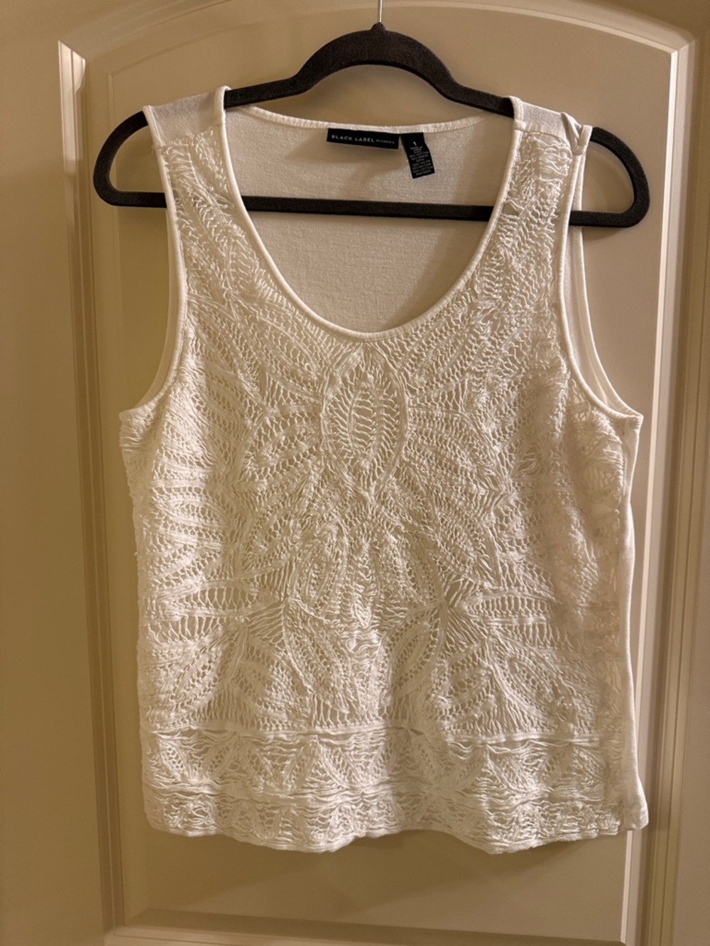 Chico’s black label  White Lace-Detail Scoop Neck Tank